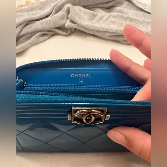 CHANEL blue mini wallet - Picture 4 of 6